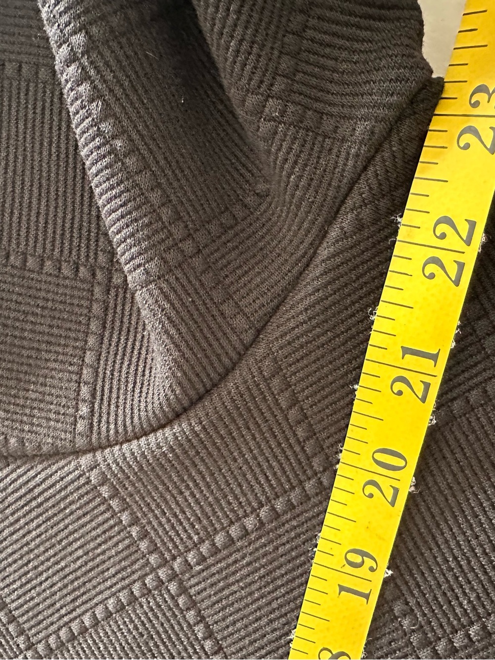 Chico's Black Quilted Balloon-Sleeve top, size XL (3) - Picture 11 of 12